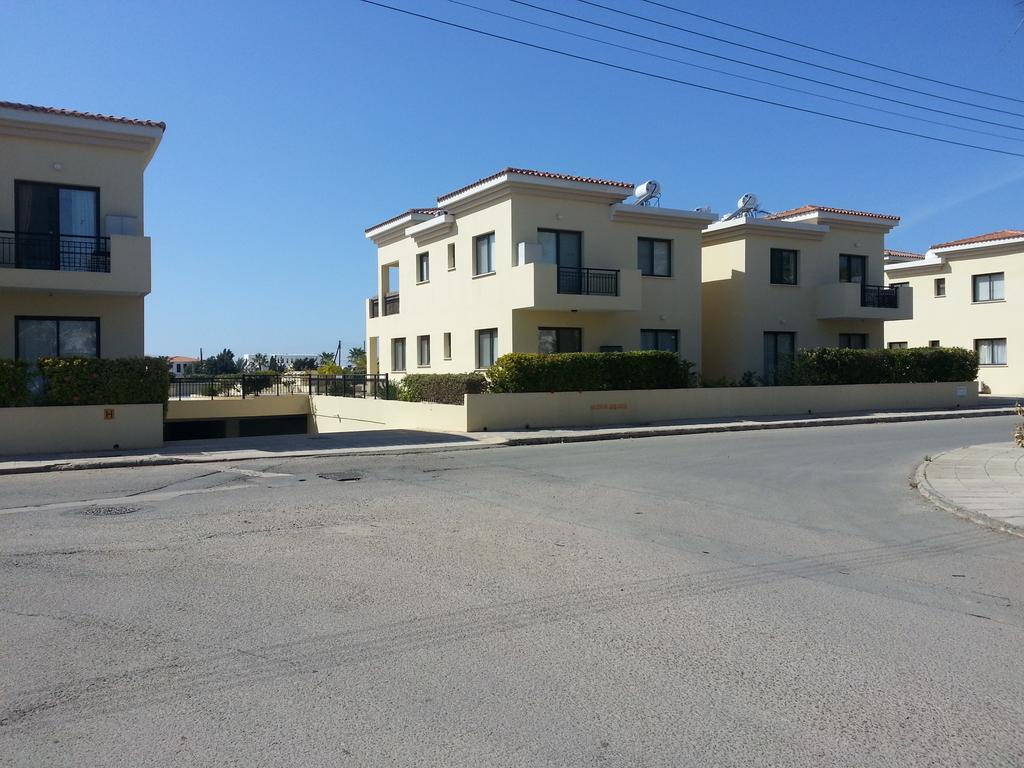 Faros Beach Paphos Eksteriør bilde