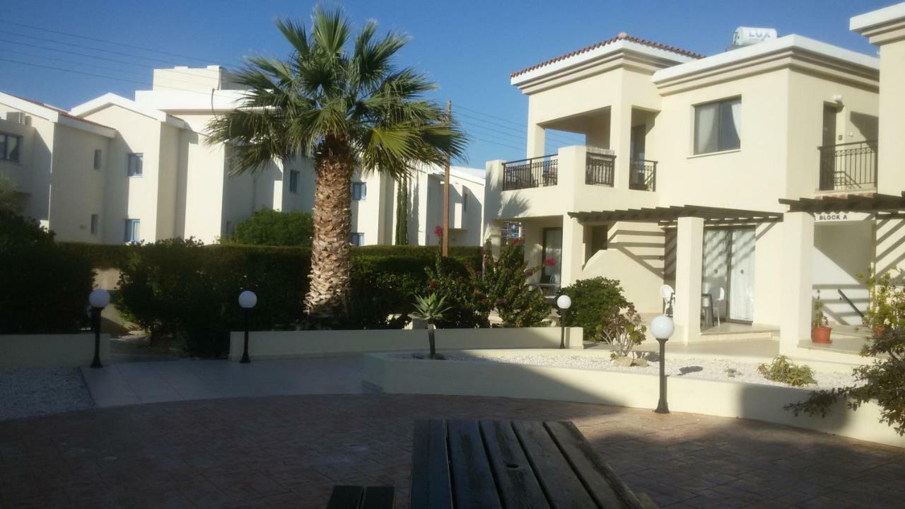 Faros Beach Paphos Eksteriør bilde